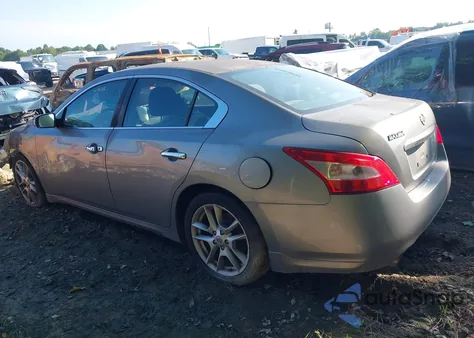 2009 Nissan Maxima 3.5 S from USA, damaged, VIN 1N4AA51E09C811601